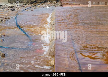 Überschwemmungen. Hochwasser. Straßen, Promenaden und Strand überflutet. Regen. Stürme. Sturm. Beschädigung. Hurrikan. Tot. Verschwunden. Starker Regen. 2024. Malaga. Valencia. Stockfoto