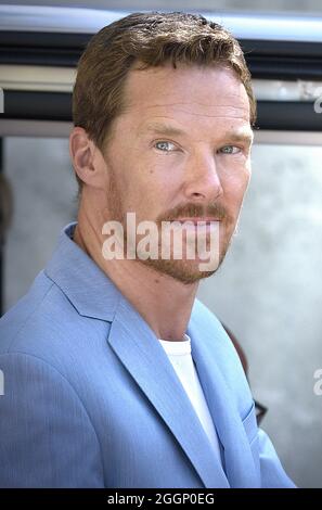 Venedig, Italien. September 2021. VENEDIG, ITALIEN - 02. SEPTEMBER: Benedict Cumberbatch trifft am 02. September 2021 auf dem 78. Internationalen Filmfestival in Venedig ein. Kredit: dpa/Alamy Live Nachrichten Stockfoto