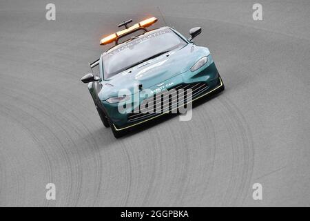 2. September 2021, Circuit Park Zandvoort, Zandvoort, FORMEL 1 HEINEKEN DUTCH GRAND PRIX 2021, auf dem Bild fährt das Safety Car über die neue Zandvoort-Rennstrecke. Stockfoto