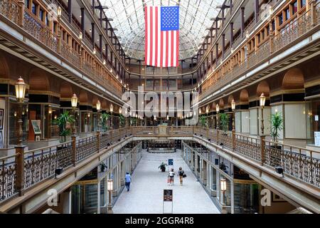 Innenansicht der Arcade eine viktorianische Ära Einkaufszentren heute das Hyatt Regency Hotel in der Innenstadt von Cleveland.Ohio.USA Stockfoto