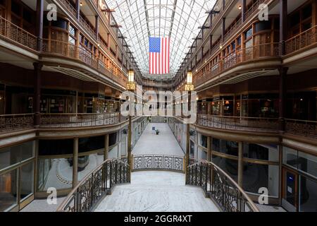 Innenansicht der Arcade eine viktorianische Ära Einkaufszentren heute das Hyatt Regency Hotel in der Innenstadt von Cleveland.Ohio.USA Stockfoto