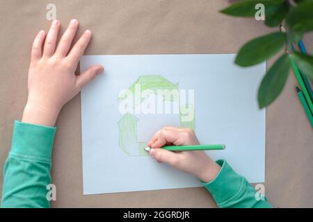 Kinderhandzeichnung wiederverwenden Symbol. Draufsicht. Hochwertige Fotos Stockfoto