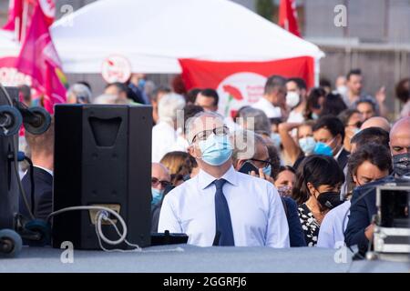 Rom, Italien. September 2021. Roberto Gualtieri während der Eröffnungsdemonstration des Wahlkampfs von Roberto Gualtieri, Kandidat für den Bürgermeister von Rom, auf der Piazza della Bocca della Verità in Rom. Die Bürgermeisterin von Barcelona, Ada Colau, und Nicola Zingaretti, Präsidentin der Region Latium, nahmen ebenfalls Teil. (Foto von Matteo Nardone/Pacific Press) Quelle: Pacific Press Media Production Corp./Alamy Live News Stockfoto