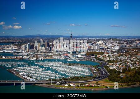 Auckland, Westhaven Marina und Hafenblick, Auckland, Neuseeland Stockfoto