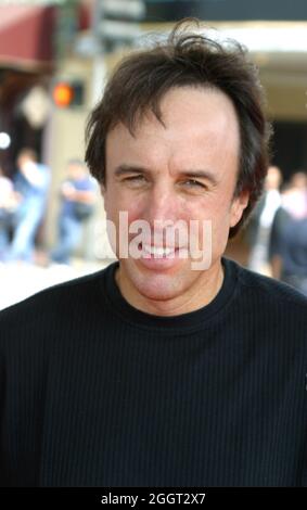 Kevin Nealon 10/04/03 GUTER JUNGE! Im Mann Village Theater, Westwood Foto von Kazumi Nakamoto/HNW/PictureLux - Aktenzeichen # 34202-0578HNWPLX Stockfoto