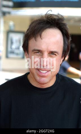 Kevin Nealon 10/04/03 GUTER JUNGE! Im Mann Village Theater, Westwood Foto von Kazumi Nakamoto/HNW/PictureLux - Aktenzeichen # 34202-0579HNWPLX Stockfoto