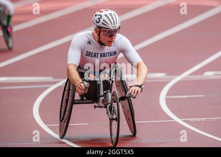 TOKIO, JAPAN. September 2021. Nathan Maguire aus Großbritannien tritt am Freitag, den 03. September 2021 in TOKIO, JAPAN, im Universal 4x4 bei den Paralympischen Spielen Tokio 2020 im Olympiastadion an. Kredit: Taka G Wu/Alamy Live Nachrichten Stockfoto