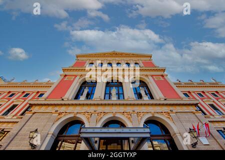 Das Wiener Konzerthaus, das Gebäude mit dem weltberühmten Konzertsaal „Goldener Saal“, wurde 1870 eröffnet. Entworfen von Theophil Hansen. Stockfoto