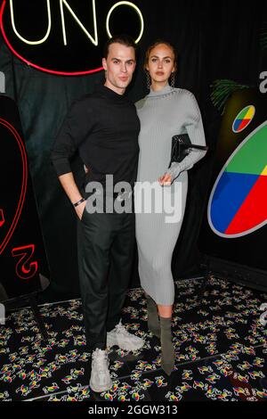 Potsdam, Deutschland. September 2021. Elena Carriere und Freund Bjarki kommen bei der UNO an und spielen für eine Wohltätigkeitsveranstaltung im Soho House. Quelle: Gerald Matzka/dpa/Alamy Live News Stockfoto