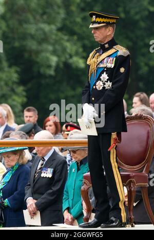 Der Herzog von Kent bei einem Gottesdienst im Garten des Palace of Holyroodhouse in Edinburgh, anlässlich des 50. Jahrestages der Royal Scots Dragoon Guards. Bilddatum: Freitag, 3. September 2021. Stockfoto