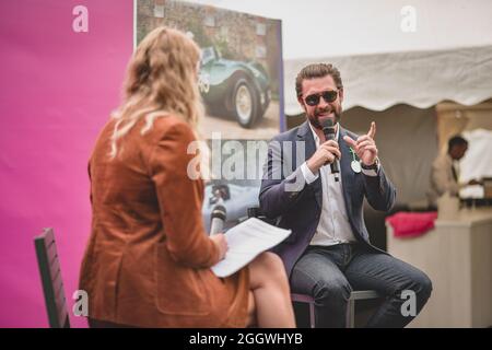 Model und Moderator Jodie Kidd tritt beim Concours of Elegance Motor Show im Hampton Court Palace, London, auf. Stockfoto