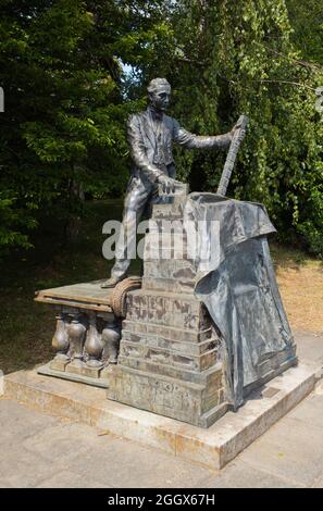 Statue von Thomas Cubitt, Baumeister, geboren 1788, starb in Dorking 1855 und ist auf dem West Norwood Friedhof begraben Stockfoto