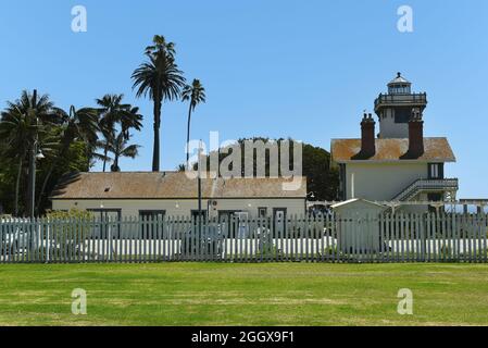 SAN PEDRO, KALIFORNIEN - 27. AUG 2021: Point Fermin Leuchtturm und Nebengebäude. Stockfoto