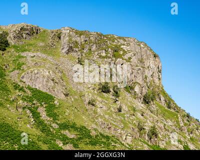 Eagle Crag in Borrowdale, Lake District, Großbritannien. Stockfoto