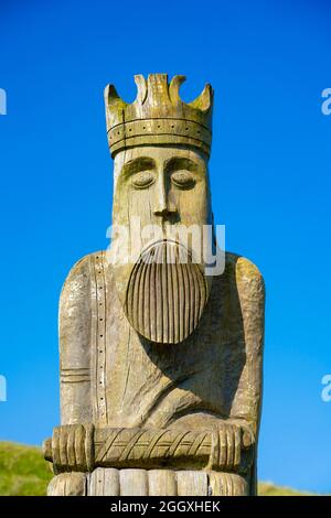 Große Holzskulptur von Lewis Chessman am Ardroil Beach, Uig Sands, Isle of Lewis, Äußere Hebriden, Schottland, VEREINIGTES KÖNIGREICH Stockfoto