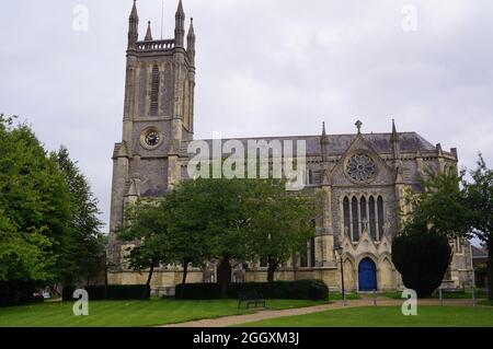 Ein Blick auf die St. Mary's Parish Church in Andover, Hampshire (Großbritannien) Stockfoto