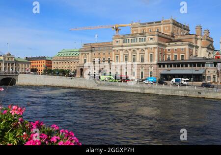 Stockholm, Schweden - 1. September 2021: Blick auf das Gebäude der Königlich Schwedischen Oper. Stockfoto