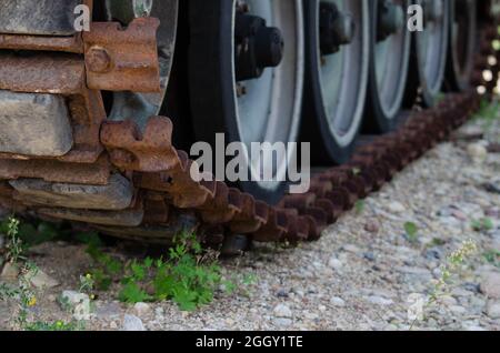 Alte verlassene gepanzerte Fahrzeuge des zweiten Weltkrieges Stockfoto