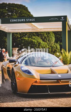 Model und Moderator Jodie Kidd tritt beim Concours of Elegance Motor Show im Hampton Court Palace, London, auf. Stockfoto