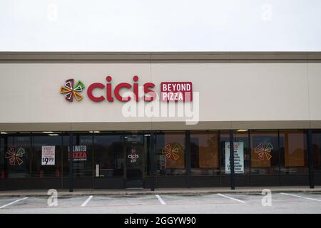 Humble, Texas USA 11-28-2019: Cicis Restaurant in Humble, TX. Eine familienfreundliche Einzelhandelskette, die Pizzabuffets serviert. Stockfoto