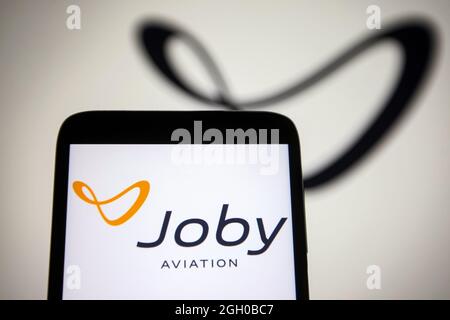 Ukraine. September 2021. In dieser Abbildung ist ein Joby Aviation Logo auf einem Smartphone und einem pc-Bildschirm zu sehen. (Foto von Pavlo Gonchar/SOPA Images/Sipa USA) Quelle: SIPA USA/Alamy Live News Stockfoto