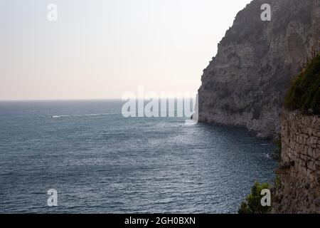 Panoramablick Broken Mountain Geta Italien Stockfoto