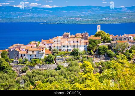 Stadt Beli auf der Insel Cres, Landschaft der Kvarner-Region in Kroatien Stockfoto