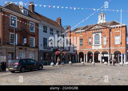 High Street mit der Guild Hall, High Wycombe, Buckinghamshire, Engalnd Stockfoto