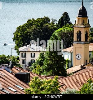 Villa Oleandra am Comer See. Das weiße Haus mit 25 Zimmern im Ort Laglio gehört Schauspieler George Clooney. Er wohnt dort im Sommer in Italien. Stockfoto