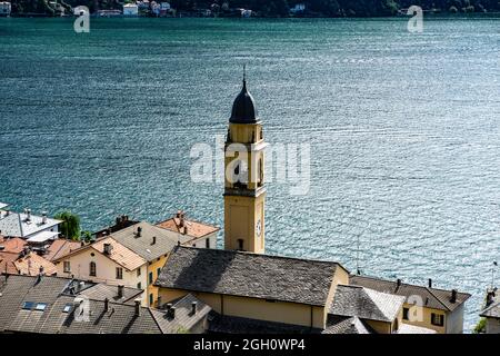 Villa Oleandra am Comer See. Das weiße Haus mit 25 Zimmern im Ort Laglio gehört Schauspieler George Clooney. Er wohnt dort im Sommer in Italien. Stockfoto