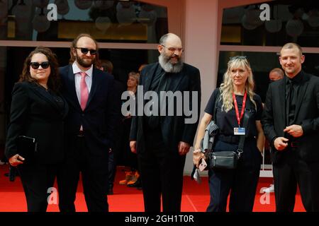 Venedig, Italien. September 2021. Gäste besuchen den roten Teppich des Films „Becoming LED Zeppelin“ während der 78. Internationalen Filmfestspiele von Venedig am 04. September 2021 in Venedig, Italien. ©Foto: Cinzia Camela. Quelle: Live Media Publishing Group/Alamy Live News Stockfoto