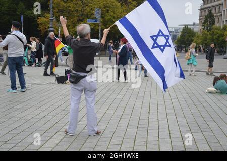 Demonstration für die solidarische Gesellschaft in Berlin, Deutschland - 4. September 2021. Stockfoto