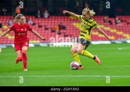 Anne Meiwald (5 Watford) erzielt Watfords erstes Tor während der FA-Frauenmeisterschaft Watford gegen Liverpool in Vicarage Road- Watford-England Stockfoto