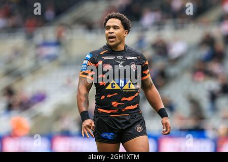 Jordan Turner (25) von Castleford Tigers während des Spiels in, am 9/4/2021. (Foto von Mark Cosgrove/News Images/Sipa USA) Quelle: SIPA USA/Alamy Live News Stockfoto