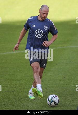 Stuttgart, Deutschland. September 2021. Fußball: Nationalmannschaft, Abschlusstraining vor der WM-Qualifikation gegen Armenien. Deutscher Benedikt Höwedes während des Trainings. Quelle: Tom Weller/dpa/Alamy Live News Stockfoto