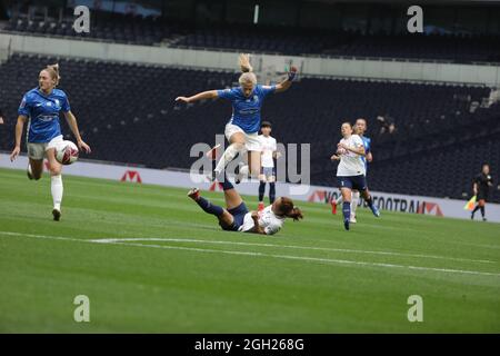 London, Großbritannien. September 2021. Gemma Lawley in Birmingham. Tottenham Hotspur FC Women vs. Birmingham City FC Women am Eröffnungswochenende der Barclays FA Women’s Super League 21/22. Kredit: Liam Asman/Alamy Live Nachrichten Stockfoto