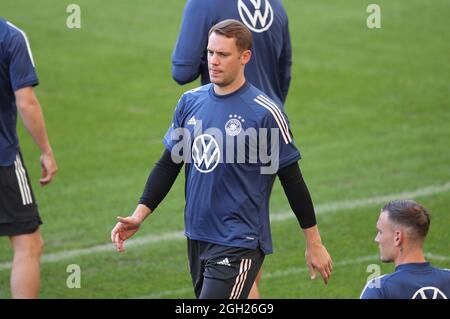 Stuttgart, Deutschland. September 2021. Fußball: Nationalmannschaft, Abschlusstraining vor der WM-Qualifikation gegen Armenien. Deutschlands Torwart Manuel Neuer. Quelle: Tom Weller/dpa/Alamy Live News Stockfoto