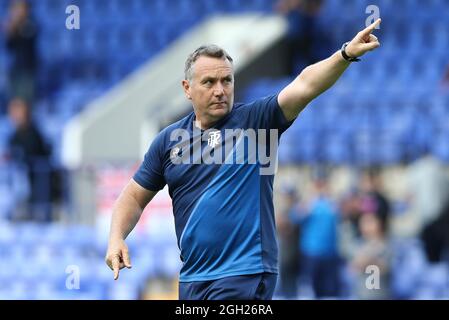 Birkenhead, Großbritannien. September 2021. Micky Mellon, Manager von Tranmere Rovers, feiert den Sieg am Ende des Spiels. EFL Skybet Football League Two Match, Tranmere Rovers gegen Hartlepool Utd FC im Prenton Park, Birkenhead, Wirral am Samstag, 4. September 2021. Dieses Bild darf nur für redaktionelle Zwecke verwendet werden. Nur zur redaktionellen Verwendung, Lizenz für kommerzielle Nutzung erforderlich. Keine Verwendung bei Wetten, Spielen oder Veröffentlichungen in einem Club/einer Liga/einem Spieler.PIC von Chris Stading/Andrew Orchard Sports Photography/Alamy Live News Credit: Andrew Orchard Sports Photography/Alamy Live News Stockfoto