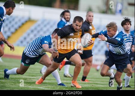 KHARKIV, UKRAINE - 4. SEPTEMBER 2021: Das Rugby-Spiel der ukrainischen Meisterschaft RC Olymp gegen Polytechnic Stockfoto