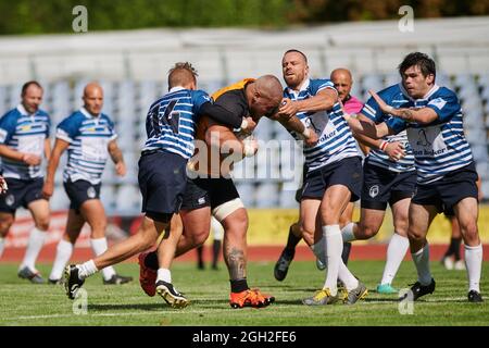 KHARKIV, UKRAINE - 4. SEPTEMBER 2021: Das Rugby-Spiel der ukrainischen Meisterschaft RC Olymp gegen Polytechnic Stockfoto