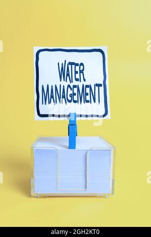 Text zeigt Inspiration Wassermanagement. Internetkonzept optimale Nutzung der Wasserressourcen unter definierten Wasserpolitiken Bunte Idee Präsentation Stockfoto