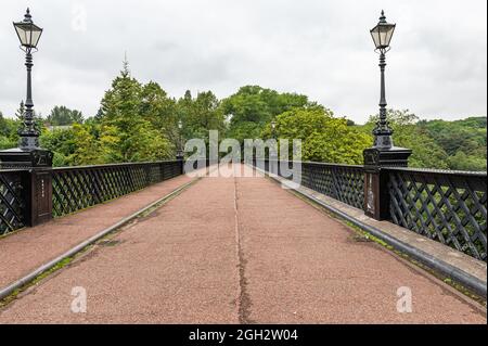 Armstrong Bridge over Jesmond Dene ist ein öffentlicher Park im östlichen Teil von Newcastle upon Tyne, der von Lord Armstrong und seiner Frau in den 1860er Jahren gestiftet wurde Stockfoto