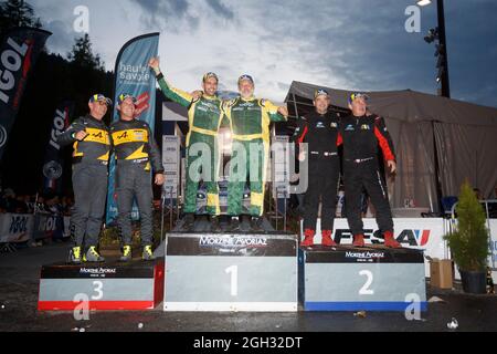 41 ROBERT Cédric, Duval Matthieu, Team Bonneton HDG, Alpine A110, 50 BECT Fabrice, MICHAL Arnaud, Team FJ, Alpine A110, Podium, Portrait während der Rallye du Mont-Blanc Morzine 2021, 4. Runde des Championnat de France des Rallye 2021, vom 2. Bis 4. September in Morzine, Frankreich - Foto Grégory Lenormand / DPPI Stockfoto