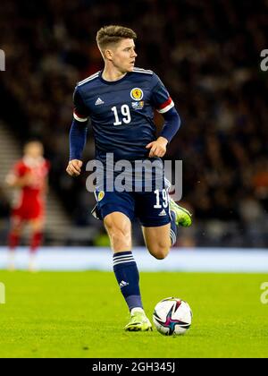 Glasgow, Schottland, Großbritannien. . September 2021. 4. September 2021; Hampden Park, Glasgow, Schottland: FIFA Fußball-Weltmeisterschaft 2022, Schottland gegen Moldawien: Kevin Nisbet aus Schottland Credit: Action Plus Sports Images/Alamy Live News Stockfoto