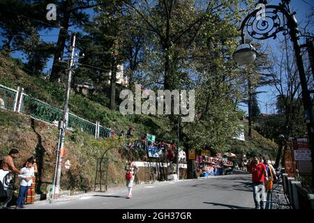 Eine allgemeine Ansicht von Indiens einer der berühmten Hill Station 'Mussoorie' in der Nähe von Dehradun, die sich in Uttarakhand, Indien, befindet. Stockfoto