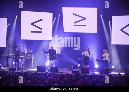 4. September 2021, Sheffield, South Yorkshire, U.K: Heaven 17, Auftritt im Sheffield City Hall, Großbritannien, 04.09.2021 (Bildnachweis: © Robin Burns/ZUMA Press Wire) Stockfoto