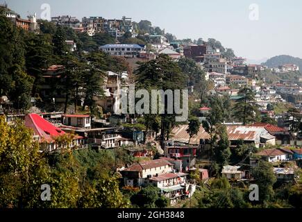 Eine allgemeine Ansicht von Indiens einer der berühmten Hill Station 'Mussoorie' in der Nähe von Dehradun, die sich in Uttarakhand, Indien, befindet. Stockfoto