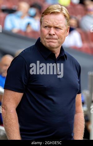 BARCELONA - AUG 29: Der Ronald Koeman während des La Liga-Spiels zwischen FC Barcelona und Getafe CF de Futbol am 29. August 2021 im Camp Nou Stadium Stockfoto