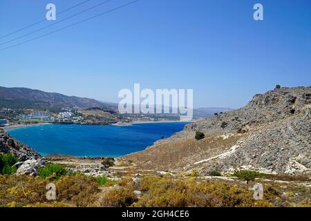 Landschaftlich schöner Aussichtspunkt über der Bucht von lardos auf der insel rhodos Stockfoto