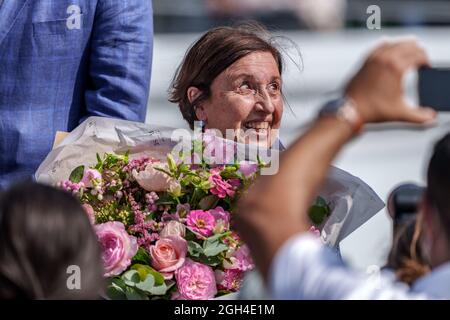 Brüssel, Belgien - September 4. 2021. Einweihung von zwei Brücken über den Brüsseler Kanal. Benannt nach zwei Frauen: Loredana Marchi und Fatima Mernissi. Stockfoto